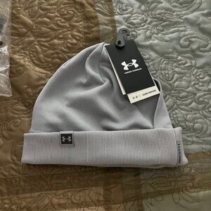 NEW - Under Armour Storm Beanie Hat with Pony Tail Opening